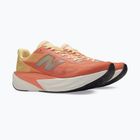 Pánská běžecká obuv  New Balance FuelCell Rebel V5 tangerine heat/silver metallic