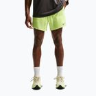 Pánské běžecké šortky Nike Stride Dri-Fit 2in1 7" volt ice