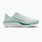 Dámské běžecké boty Nike Quest 6 barely green/white/metallic silver