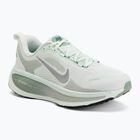 Dámské běžecké boty Nike Vomero 18 barely green/steam/metallic silver