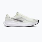 Dámské běžecké boty Nike Revolution 8 sail/white/black/metallic silver