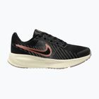 Dámské běžecké boty Nike Run Defy black/sail/phantom/metallic rose gold