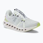 Dámské běžecké boty On Cloudsurfer white/sand