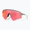Sluneční brýle Oakley Sutro Lite Sweep matná stříbrná/modrá colorshift/prizm trail torch