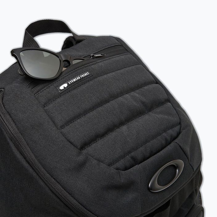 Turistický batoh Oakley Enduro 3.0 Big Backpack 30 l blackout 6