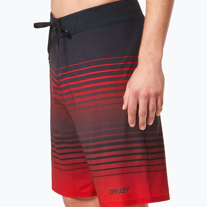 Oakley Fade Out RC 21" pánské plavecké šortky černá/červená FOA40370403H 8