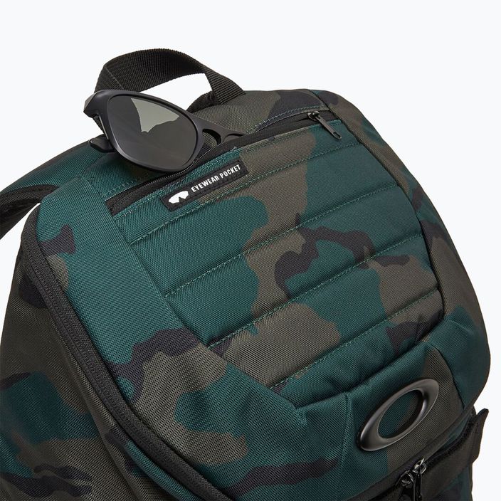 Turistický batoh Oakley Enduro 3.0 Big Backpack 30 l B1B camo hunter 5