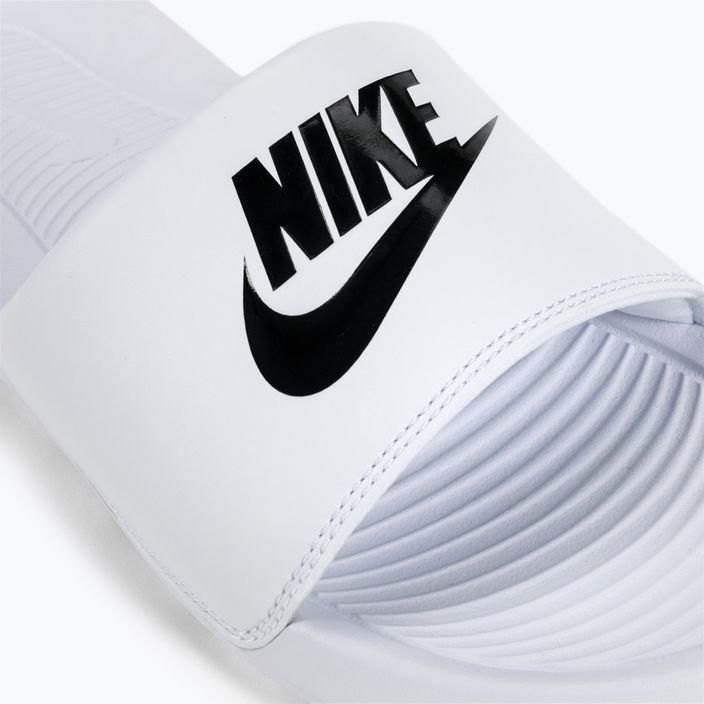 Pánské nazouváky Nike Victori One Slide bílé CN9675-100 7
