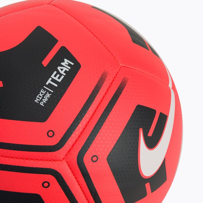 Fotbalový míč Nike Park Team CU8033-610 velikost 5 3