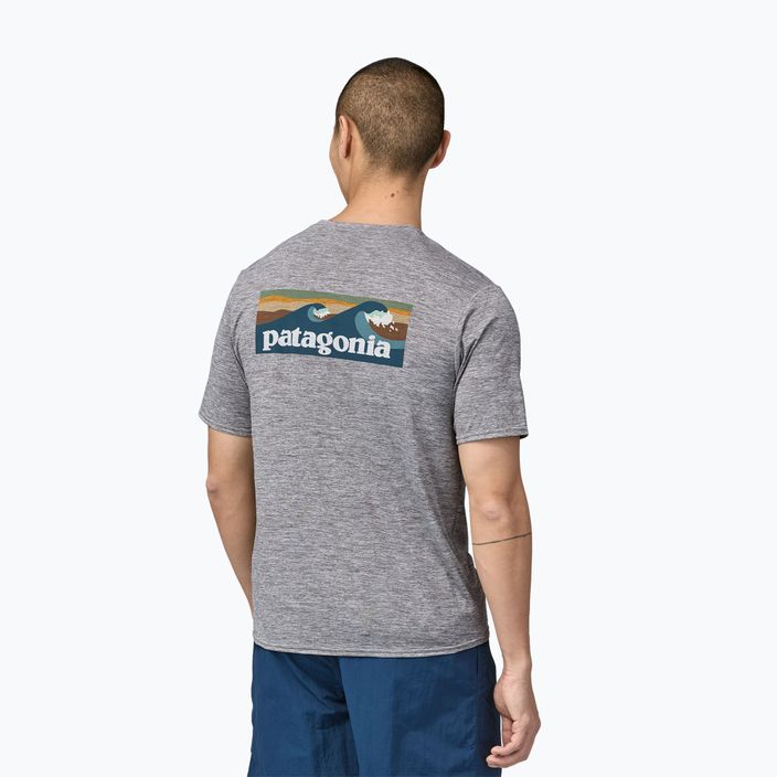 Pánské tričko Patagonia Cap Cool Daily Graphic Shirt Waters boardshort logo abalone blue/grey 2