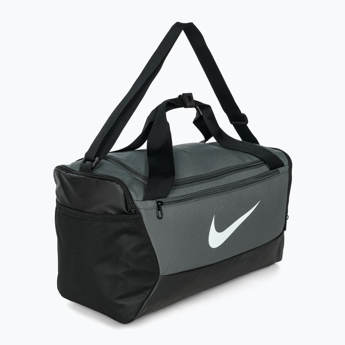 Sportovní taška Nike Brasilia 9.5 41 l grey/white 2