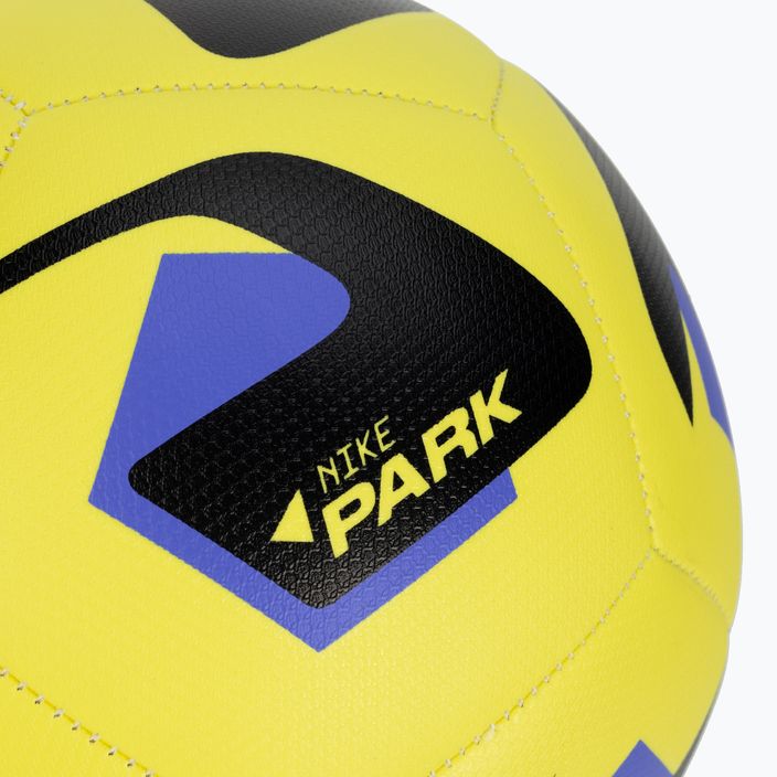 Fotbalový míč Nike Park Team 2.0 DN3607-765 velikost 4 2