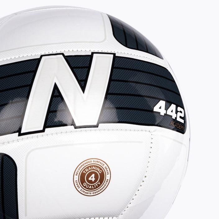 Fotbalový míč New Balance 442 Academy Trainer NBFB23002GWK velikost 4 3