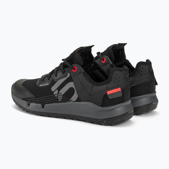 Dámská cyklistická obuv adidas FIVE TEN Trailcross LT core black/grey two/solar red na platformě 4
