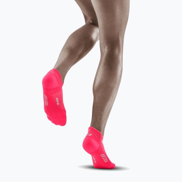 Dámské kompresní běžecké ponožky  CEP 4.0 No Show pink 6