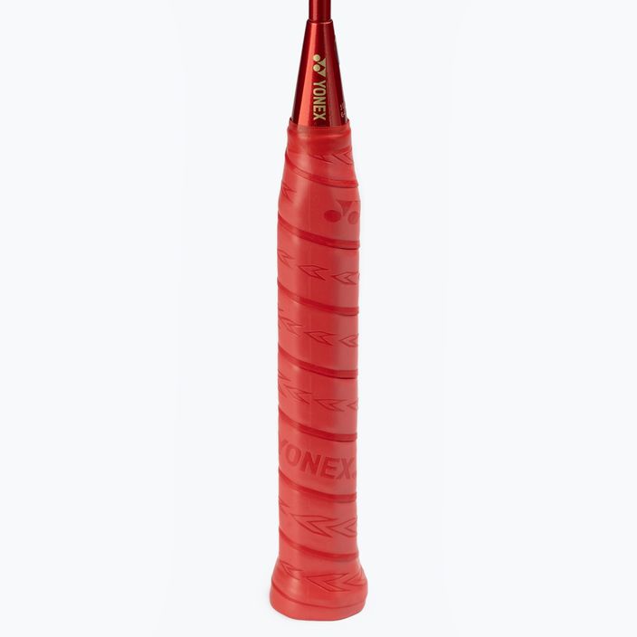 Badmintonová raketa YONEX červený Arcsaber 11 4