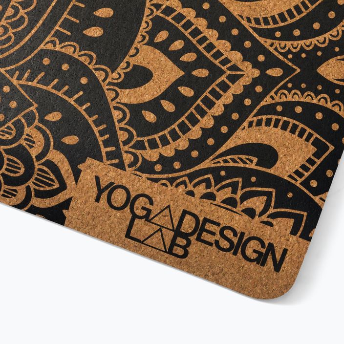 Podložka na jógu Yoga Design Lab Cork 3,5 mm hnědá Mandala Black 3