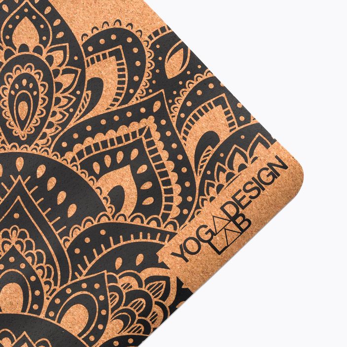 Cestovní podložka na jógu Yoga Design Lab Cork 1,5 mm hnědá Mandala Black 3