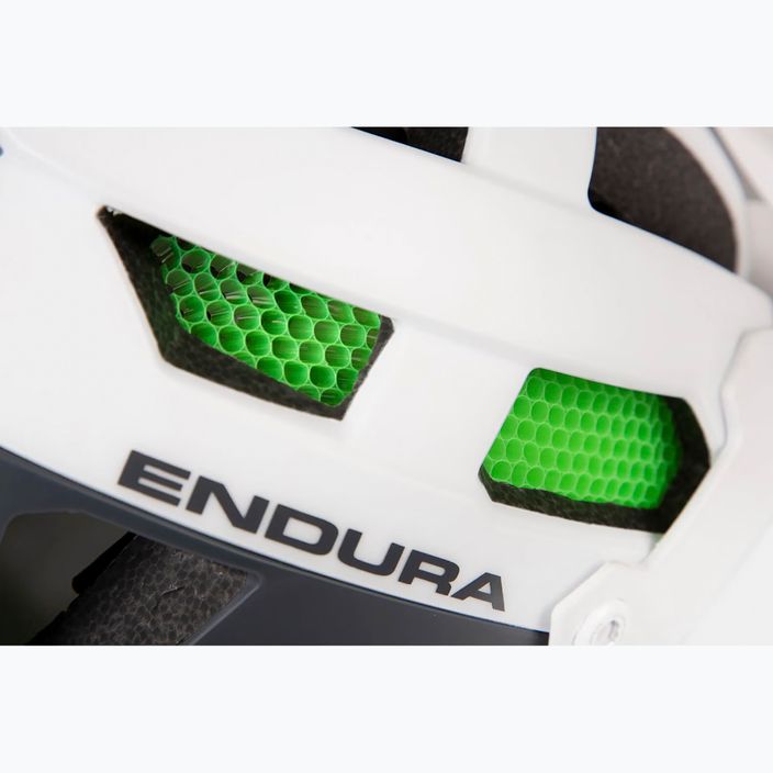 Cyklistická helma Endura Singletrack MIPS white 6