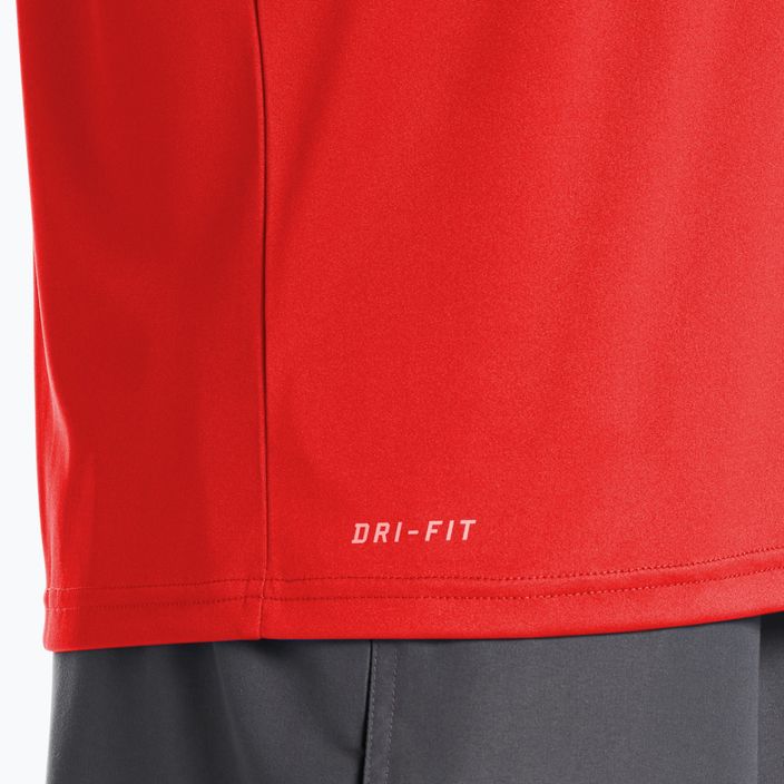 Pánské tréninkové tričko Nike Essential červené NESSA586-614 10
