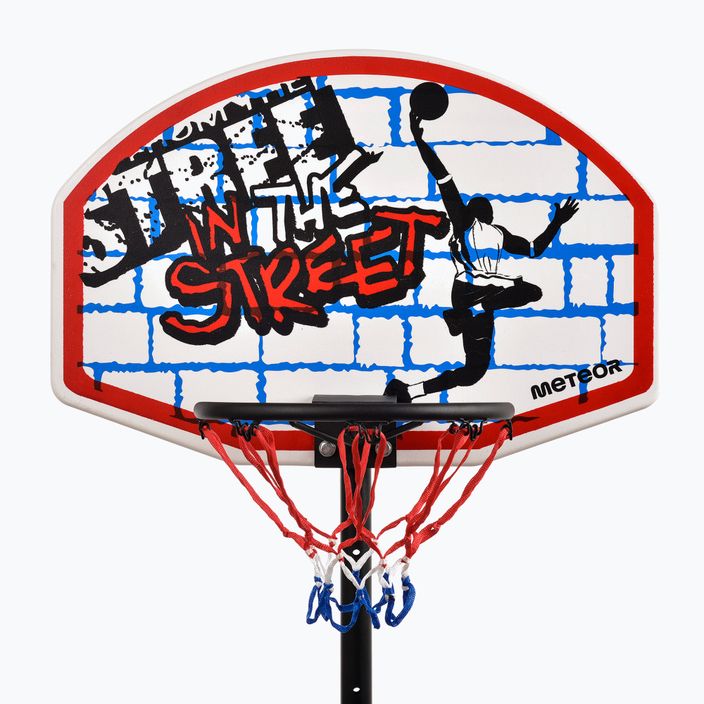 Basketbalový koš v ulici Meteor Street 4