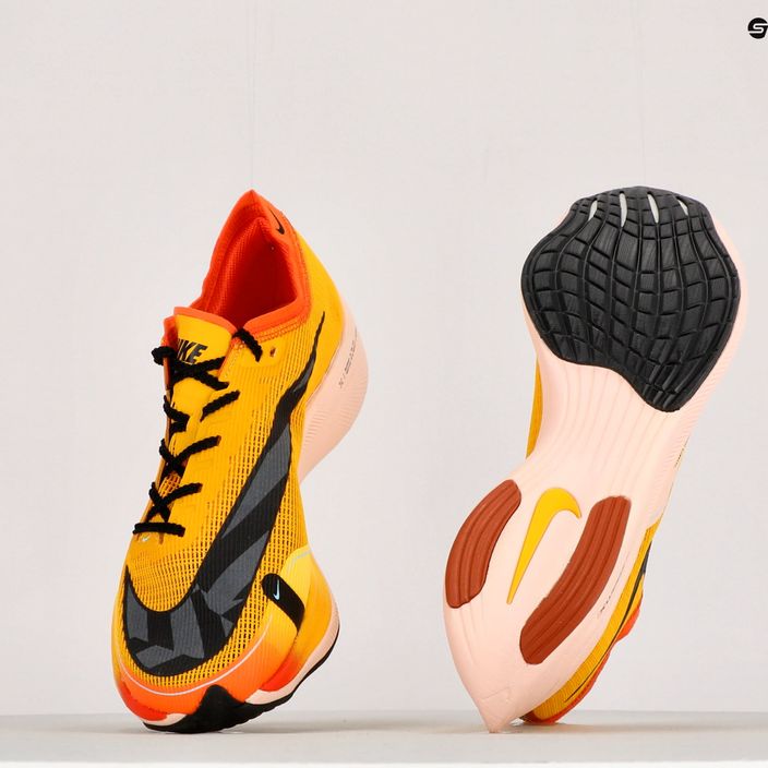 Pánské běžecké boty Nike Zoomx Vaporfly Next 2 yellow DO2408-739 11