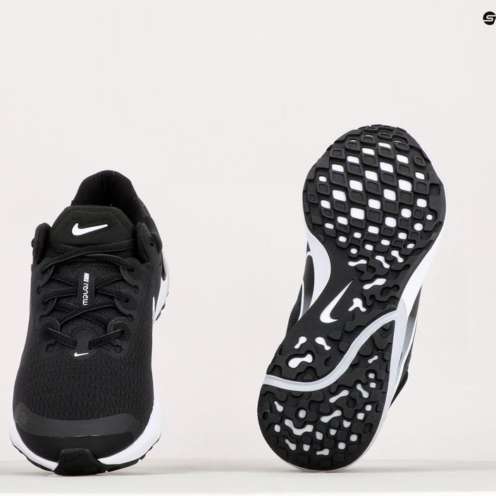 Pánské běžecké boty Nike Renew Run 3 black DC9413-001 11