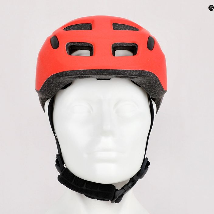 Dětská cyklistická helma Kellys červená ZIGZAG 022 10