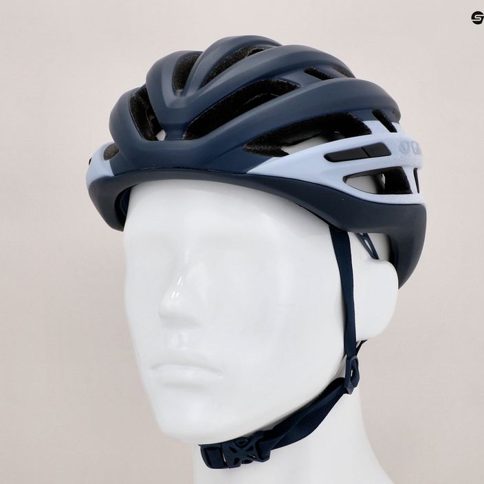 Dámská cyklistická helma Giro Agilis námořnictvo-šedá GR-7140734 10