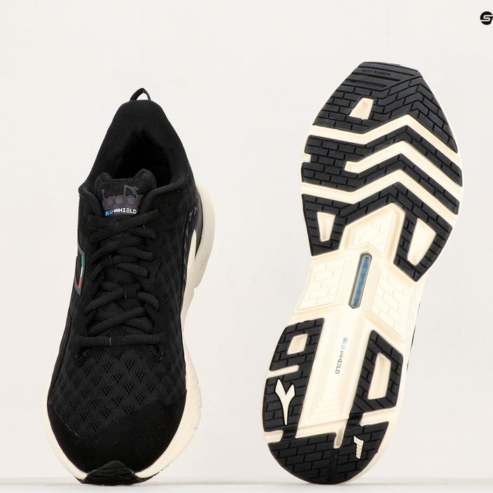 Pánská běžecká obuv Diadora Mythos Blushield Volo Hip 3 black DD-101.179089-C2609 17
