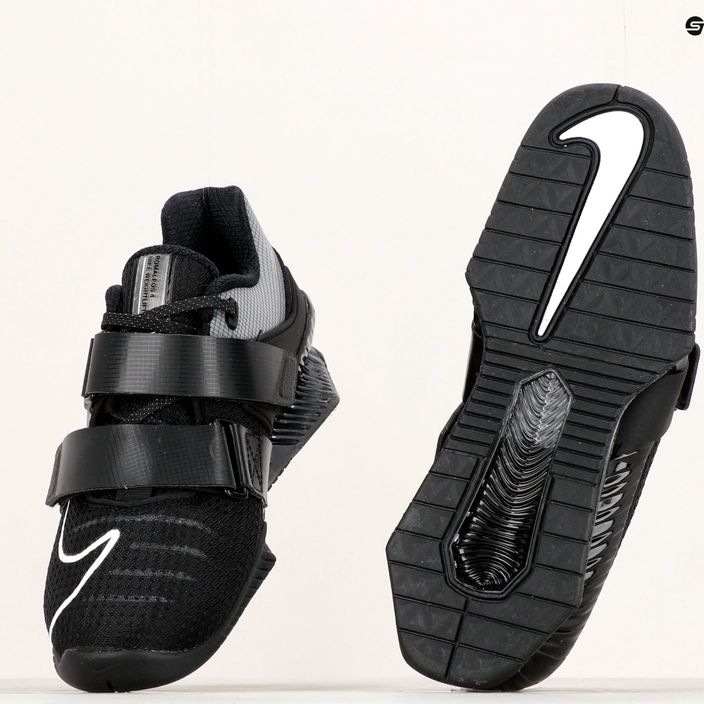 Nike Romaleos 4 vzpěračské boty černé CD3463-010 17