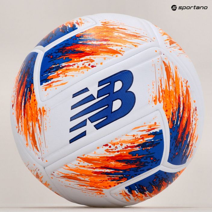 Fotbalový míč New Balance Geodesia Pro NBFB13465GWII velikost 5 5