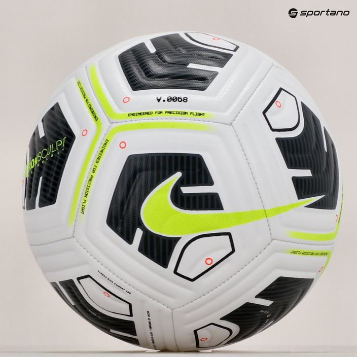 Nike Academy Team Football CU8047-100 velikost 3 6