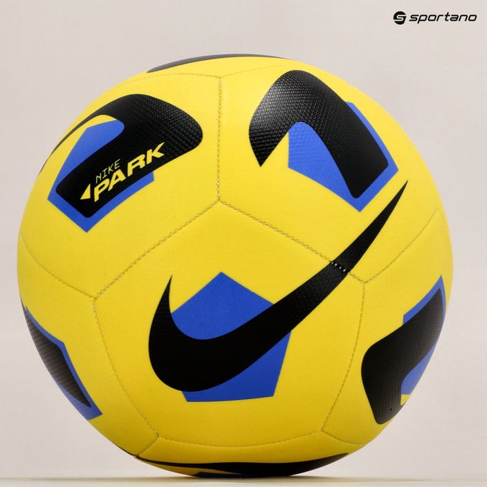Fotbalový míč Nike Park Team 2.0 DN3607-765 velikost 5 5