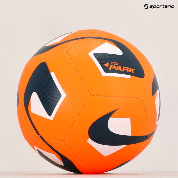 Fotbalový míč Nike Park Team 2.0 DN3607-803 velikost 4 5