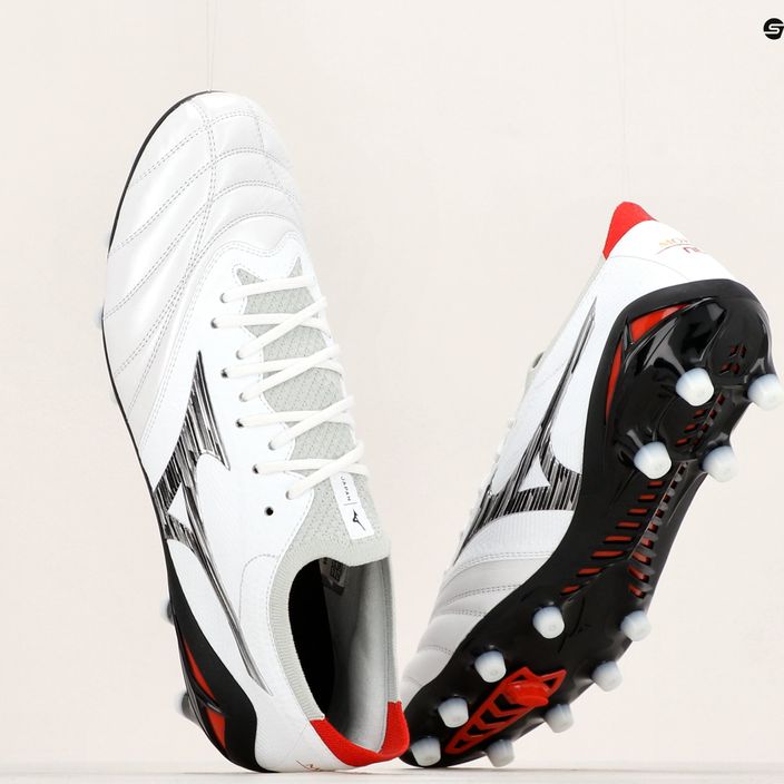 Mizuno Morelia Neo IV Beta JP MD pánské fotbalové boty white/black/chinese red 13