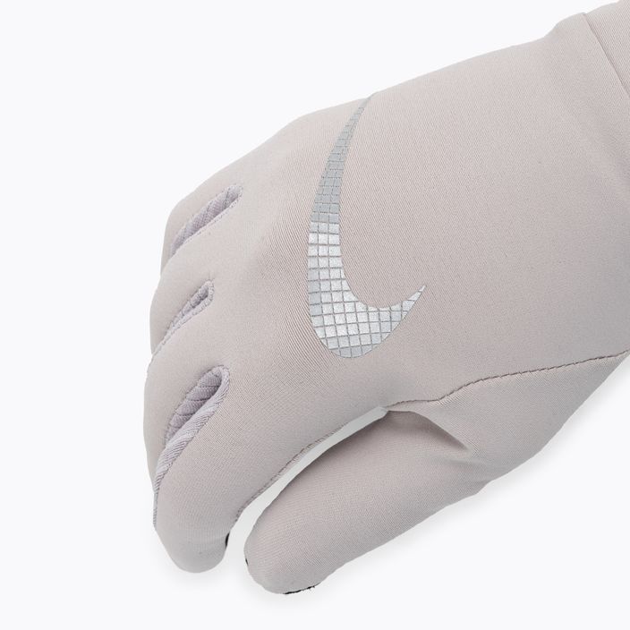 Dámský set rukávník + rukavice Nike Essential šedá N1000598-931 5