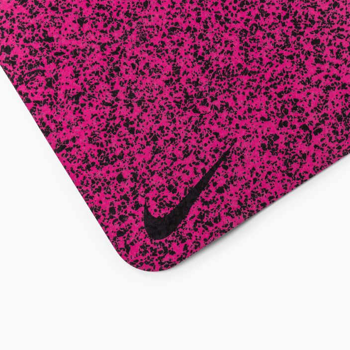 Podložka na jógu Nike Flow 4 mm růžová N1002410-635 3