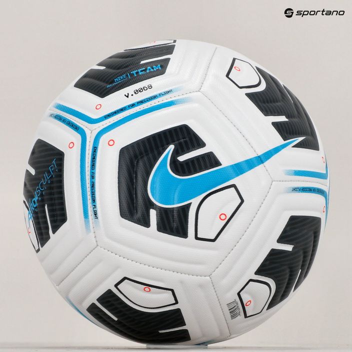 Fotbalový míč Nike Academy Team CU8047-102 velikost 4 5