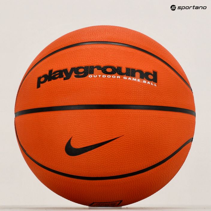 Nike Everyday Playground 8P Graphic Deflated basketball N1004371-811 velikost 5 5