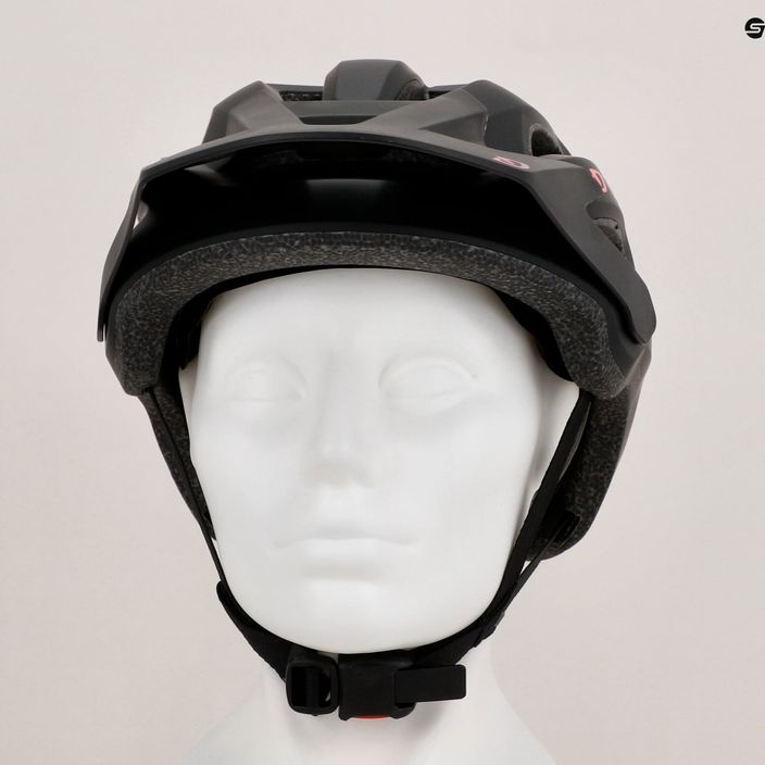Dámská cyklistická helma Giro Fixture II W matte black pink 9