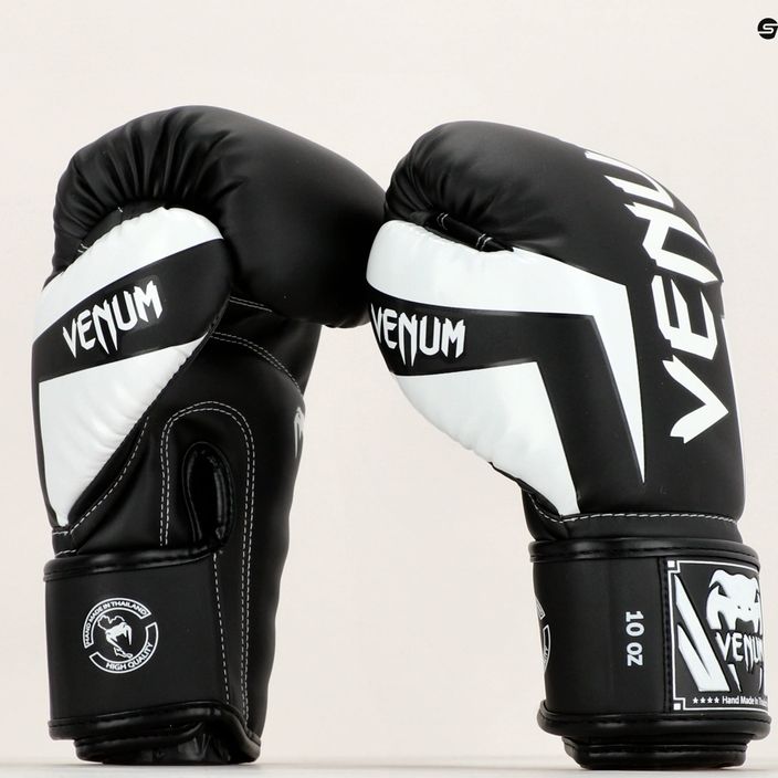 Boxerské rukavice Venum Elite černobílé 0984 13
