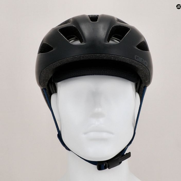 Cyklistická helma Giro Cormick Integrated MIPS matte black/dark blue 10