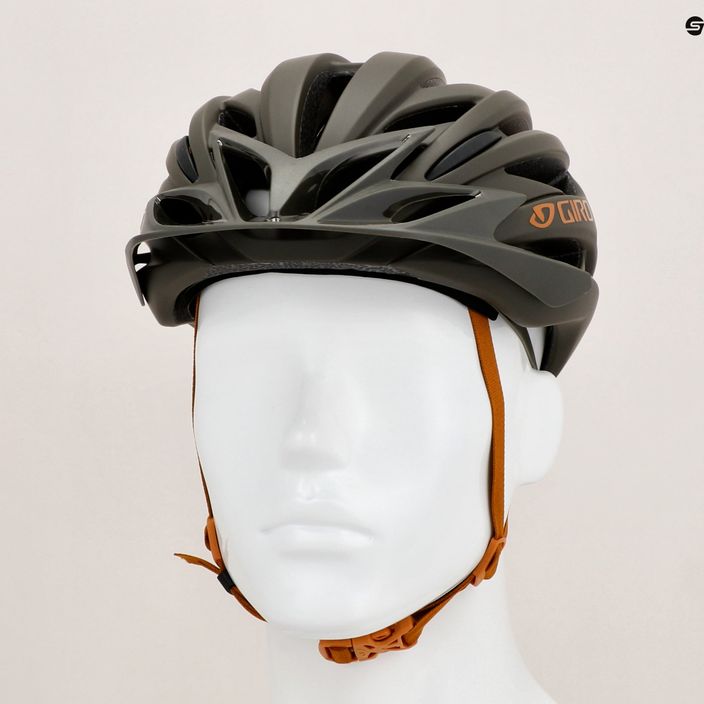 Cyklistická helma Giro Artex Integrated MIPS matte trail green 11