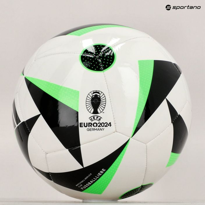 Fotbalový míč  adidas Fussballiebe Club white/black/solar green velikost 4 6