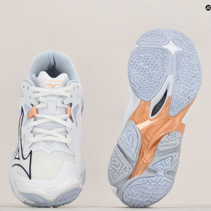 Dámské volejbalové boty  Mizuno Wave Lightning Z8 white/navy peony/peach parfait 9