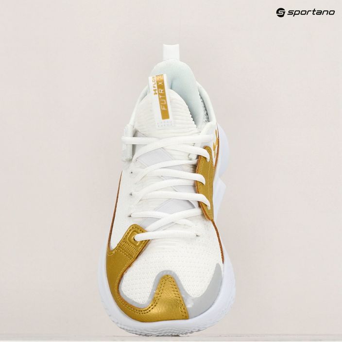 Basketbalové boty Under Armour Flow Futr X3 white/white/metallic gold 9