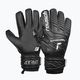 Brankářské rukavice Reusch Attrakt Resist Finger Support černé 5270610-7700 5
