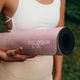 Podložka na jógu Yoga Design Lab Combo Yoga růžová 5,5 mm Thar 9