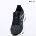 Dámské běžecké boty Mizuno Wave Inspire 21 black/silver/metallic gray 9